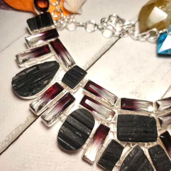 Tourmaline statement necklace - Picture 2 of 8